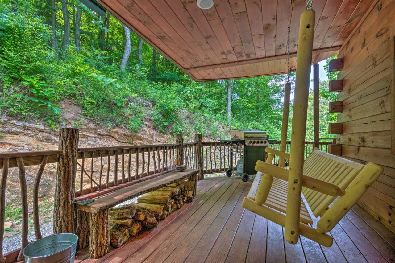 Bryson City Cabin With Wraparound Deck And Hot Tub Luaran gambar